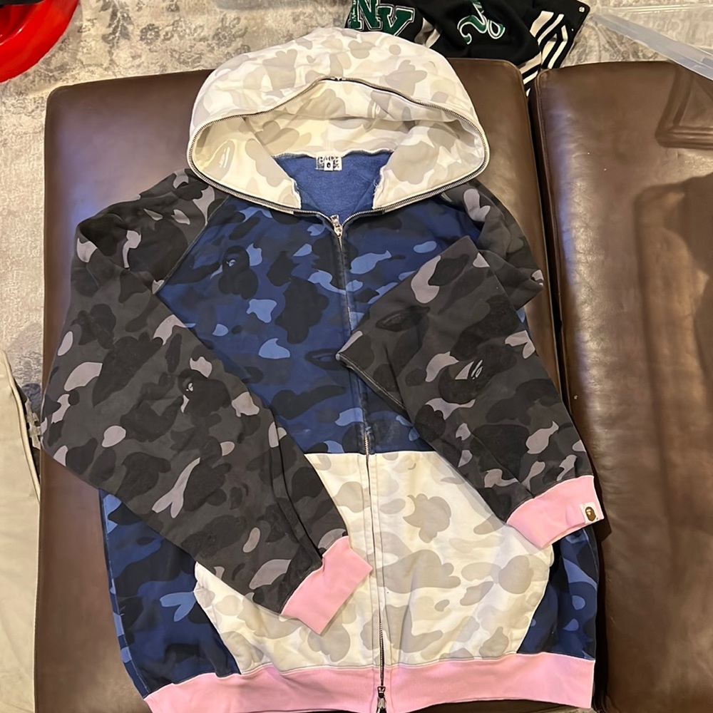 Bathing ape zip up sweater